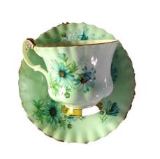 Daisy cup saucer vintage