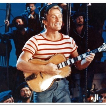 Kirk Douglas as Blue John Boulton