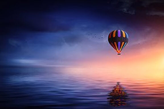 Hot air balloon over water wikimedia