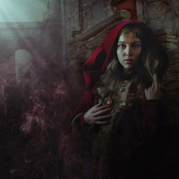 Girl hood red ruins fantasy Enrique Meseguer Pixabay