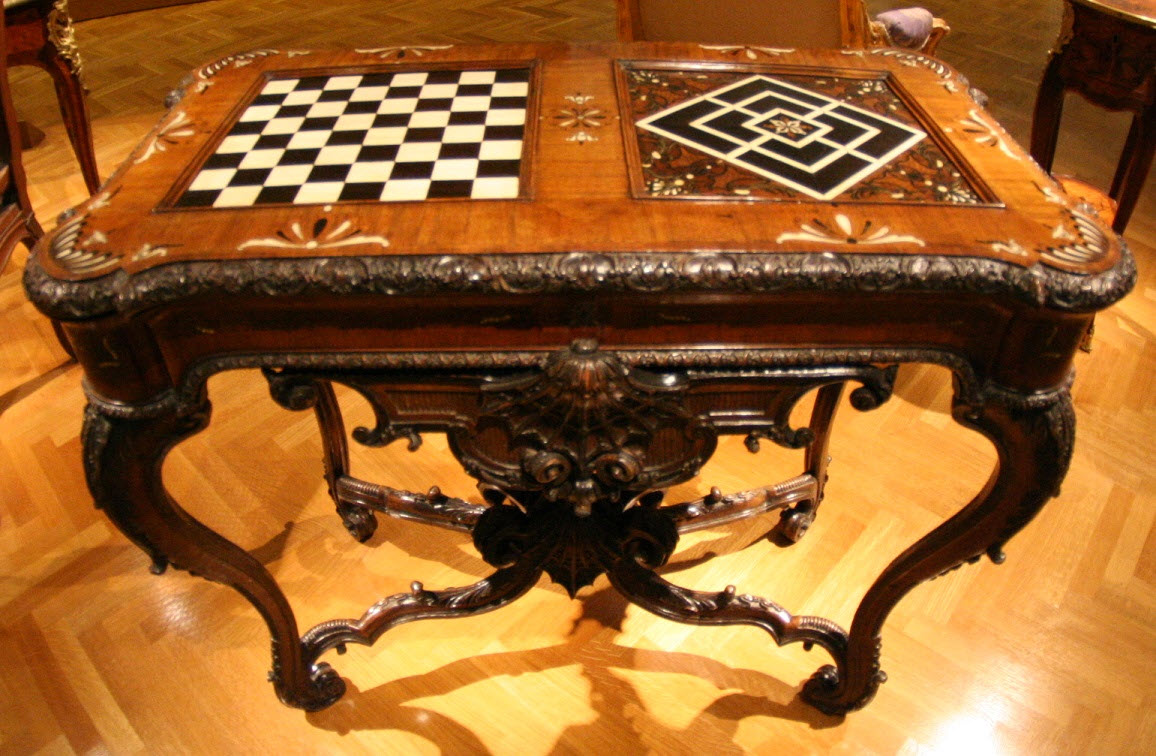 Chess Gameboard with Nine Men's Morris board, German 1735, Wikimedia