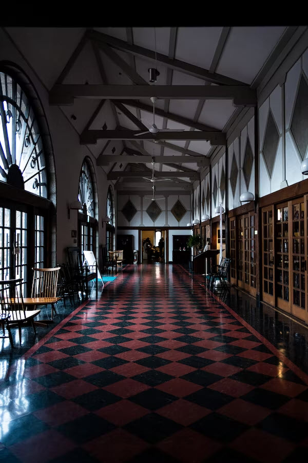 Takehiro Tomiyama, Unsplash